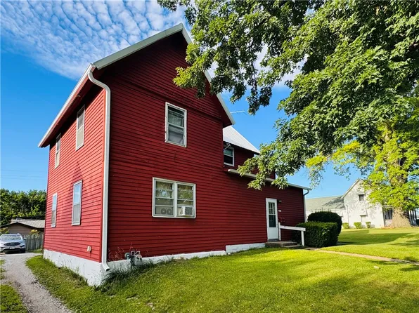 1103 E Main St, Knoxville, IA 50138