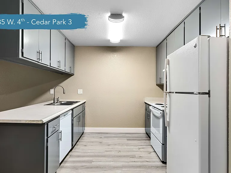 Cedar Park Apartments — Photo 16