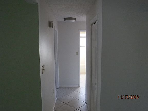 3rd image of 7208 Worchester Ct