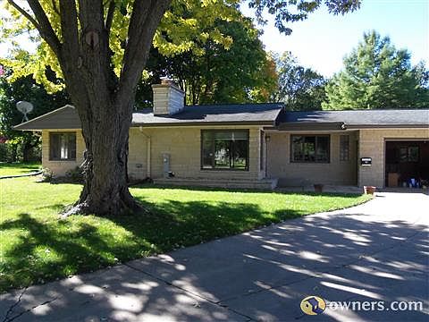 1st image of 635 Bennett Ave