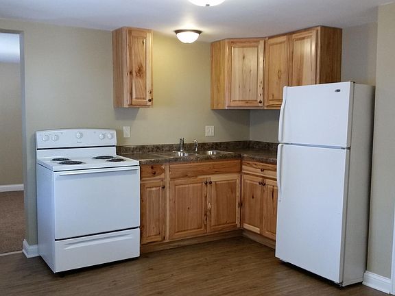 Kitchen from entry to the unit