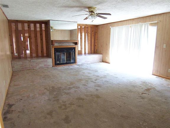 5th image of 5618 Hollyhock Dr