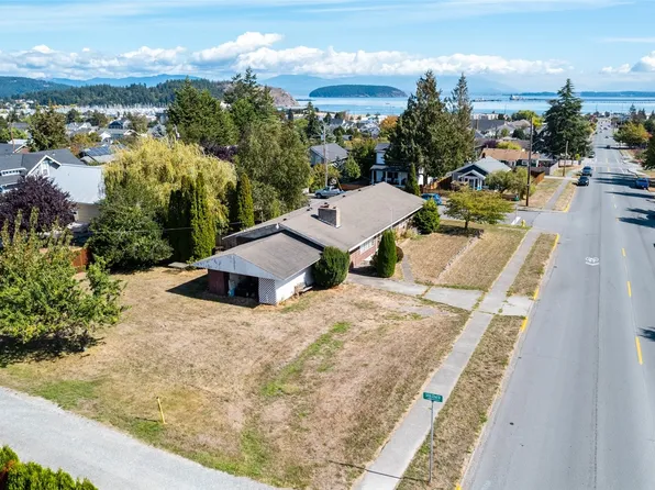 1404 22nd Street, Anacortes, WA 98221