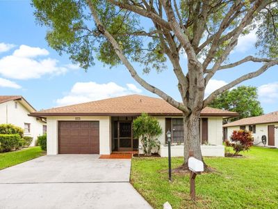 6369 Lakemont Circle, Greenacres, FL, 33463