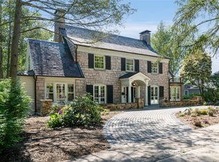 221 Kimberly Ave, Asheville, NC 28804