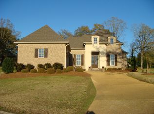 1942 Northshire Dr, Tupelo, MS 38804