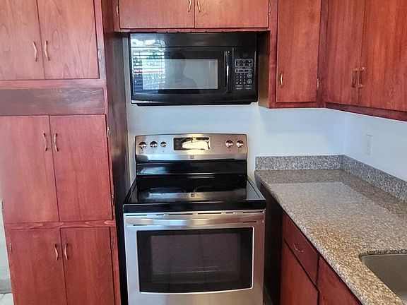 2nd image of 2074 W Bristol Ave #3