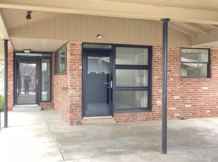 404 Edgewood Dr, Tullahoma, TN 37388