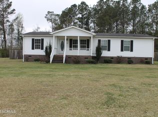 732 Mollie Rd, Whiteville, NC 28472