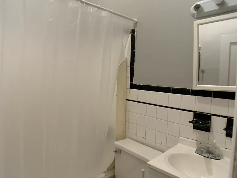 405 S 40th St #2F — Photo 5