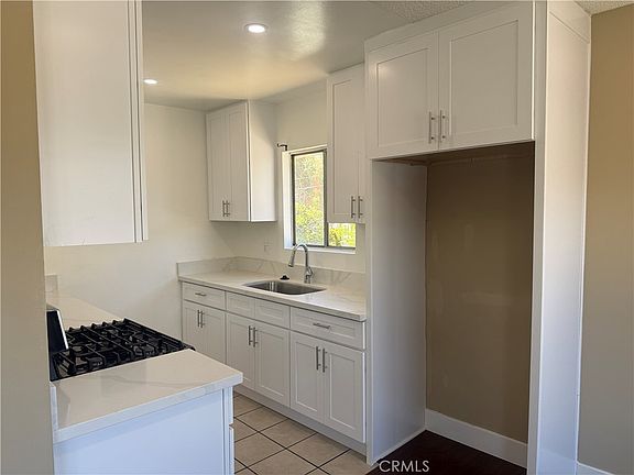 4th image of 600 E Acacia Ave APT 6