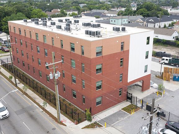 4th image of 1515 Arts St #309