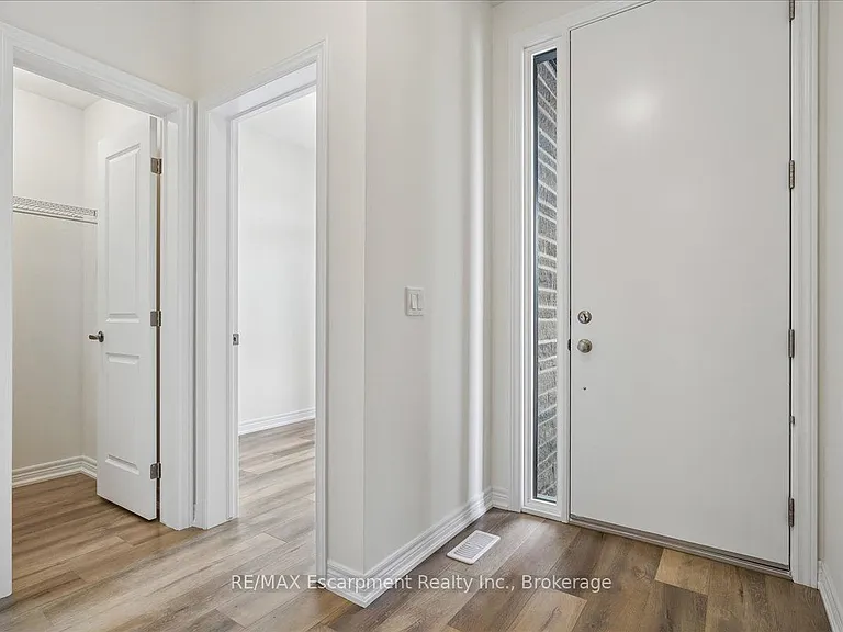 76 Valley Trail Pl — Photo 19