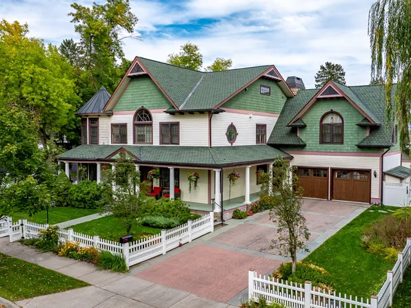 305 Columbia Ave, Whitefish, MT 59937