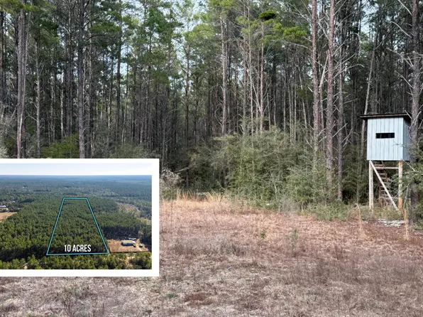 Badger Dr, Crestview, FL 32539