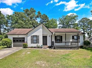 941 Winterberry Dr, Fayetteville, NC 28314
