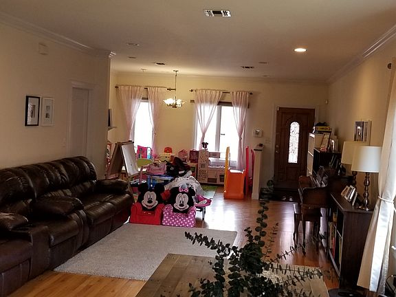 5th image of 50A E Edsall Ave