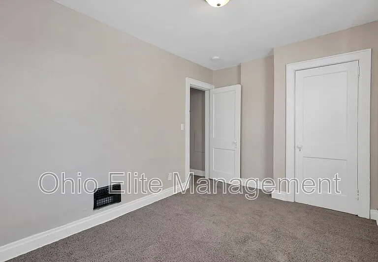 775 S 17th St — Photo 17