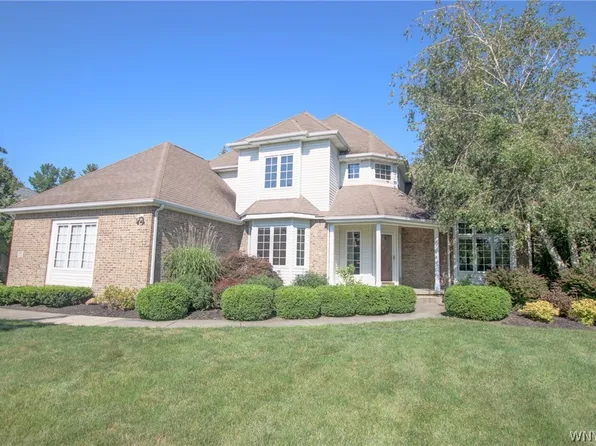 75 Alexander Way, Orchard Park, NY 14127