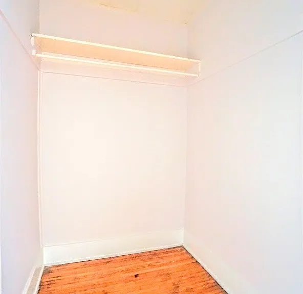 49 Troup St — Photo 20