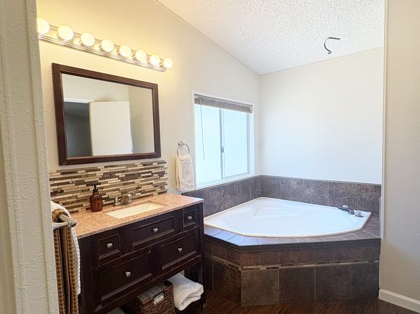 (undisclosed Address)