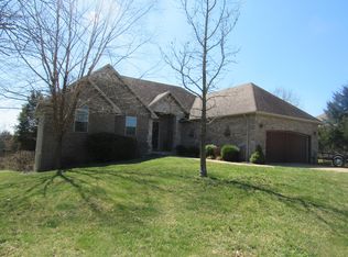 132 Dry Creek Ln, Highlandville, MO 65669