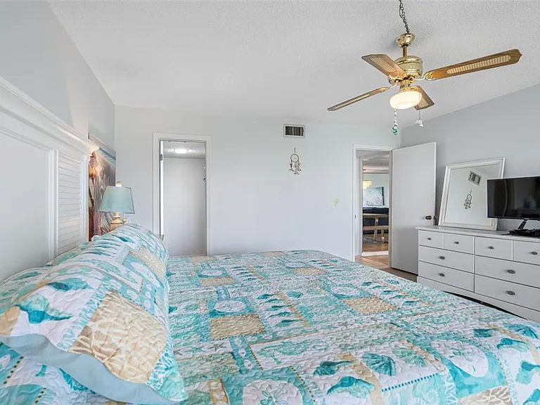 7871 Sailboat Key Blvd S #106 — Photo 24