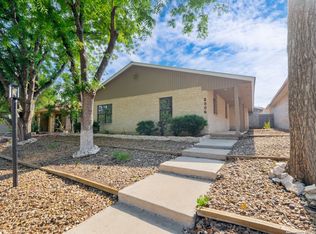 8906 Willmon Way, Windcrest, TX 78239