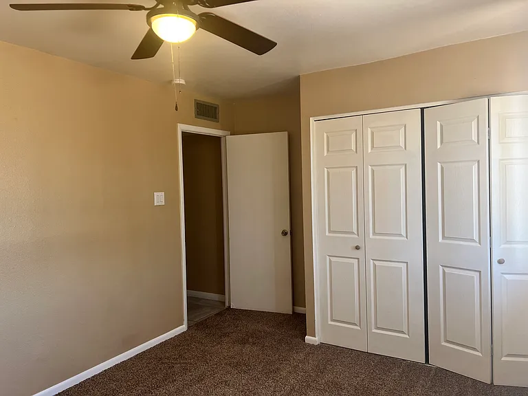 602 E Lodge Dr — Photo 7
