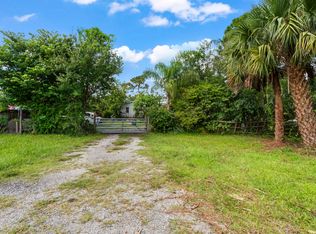 5710 E Tangerine Ln, Okeechobee, FL 34972