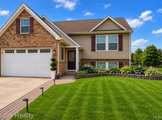 9128 Fawn Dr, Ypsilanti, MI 48197