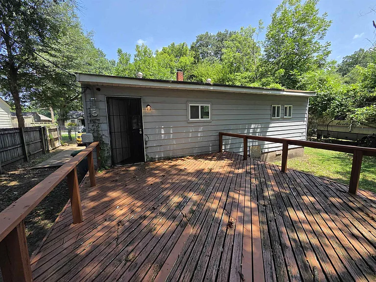 3447 Dunn Rd — Photo 3