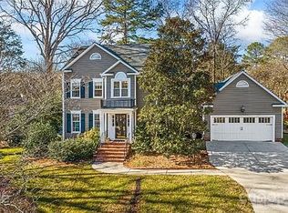 620 Stratford Woods Rd, Matthews, NC 28105