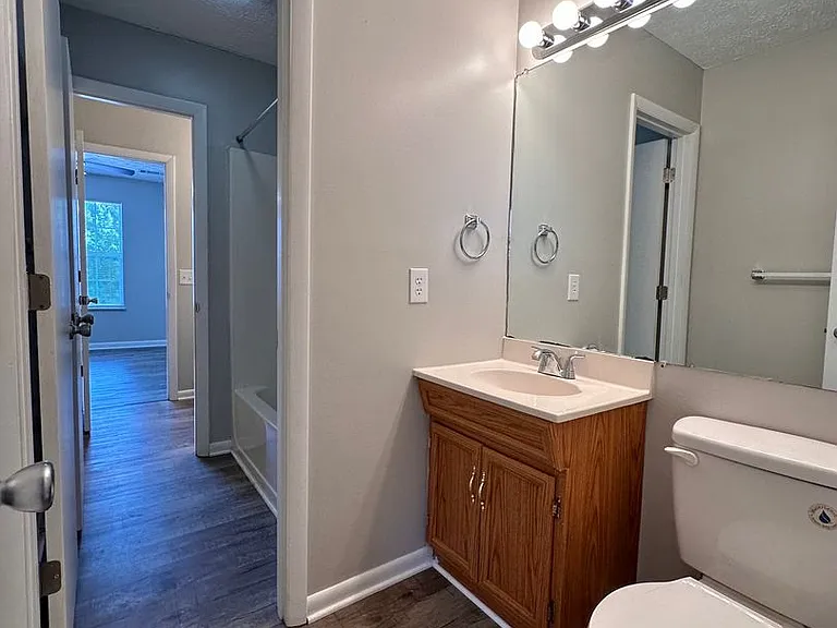 2021 N Sizer Ave #L — Photo 63