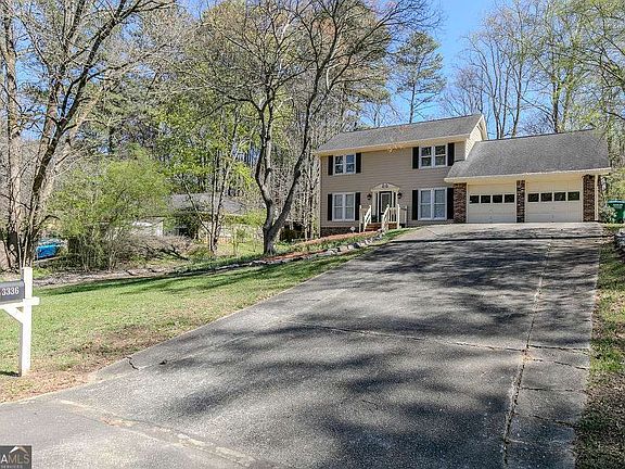 2nd image of 3336 Rae Pl