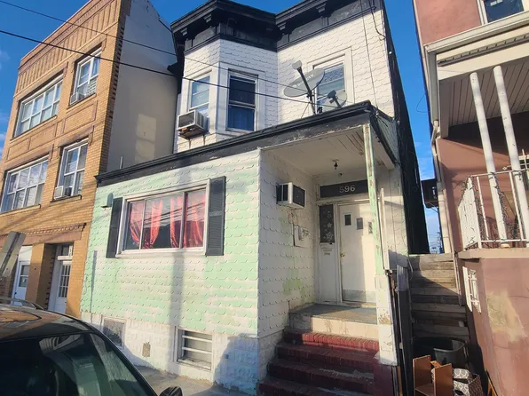 596 67th St, West New York, NJ 07093
