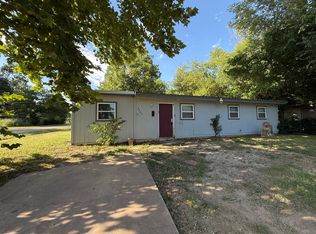 2803 E 44th Pl N, Tulsa, OK 74110