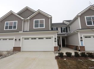 1803 Saltsprings Dr, Saline, MI 48176