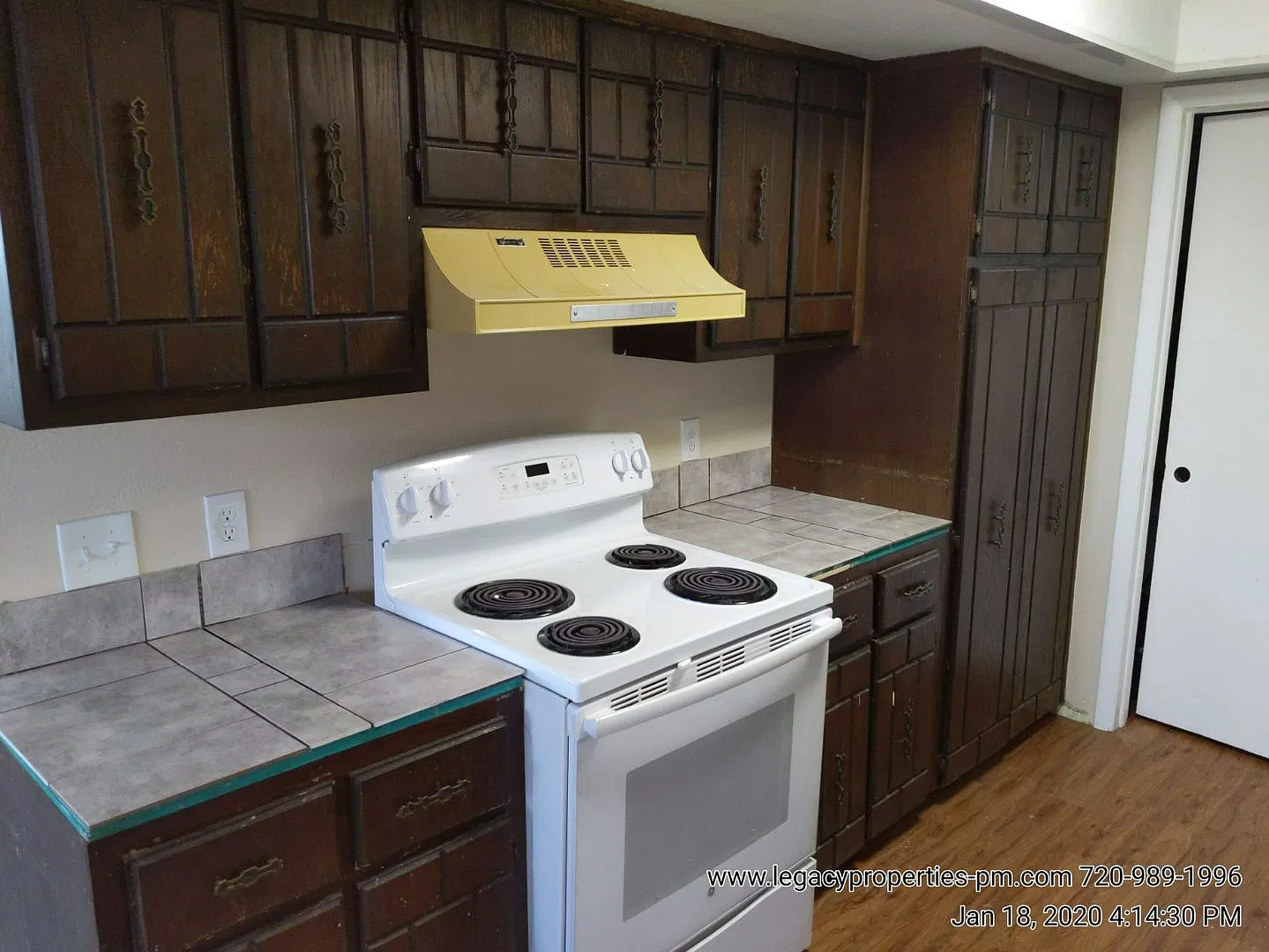 Quaint 2 bed/ 1 bath condo — Photo 2