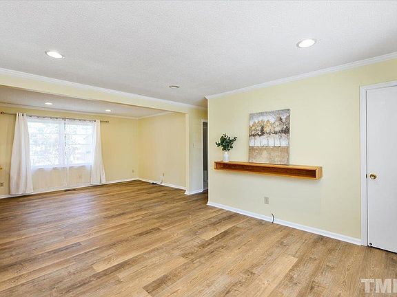 4th image of 506 Corrida Ave
