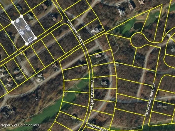 Glen Abbey Rd, Hazleton, PA 18202