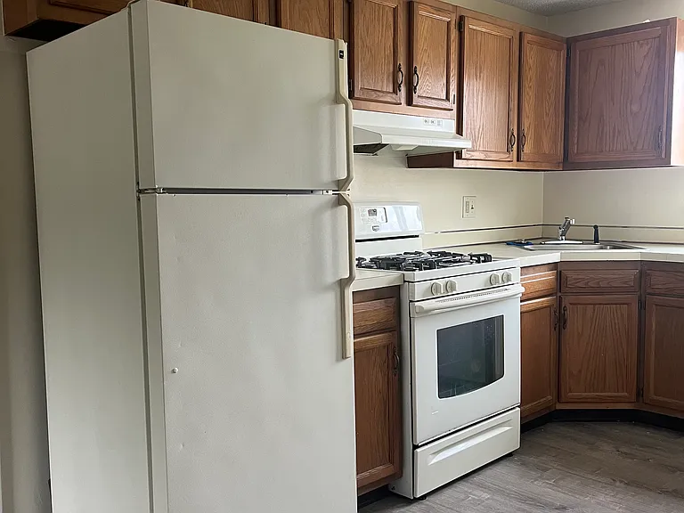 11 Evergreene #11 — Photo 16