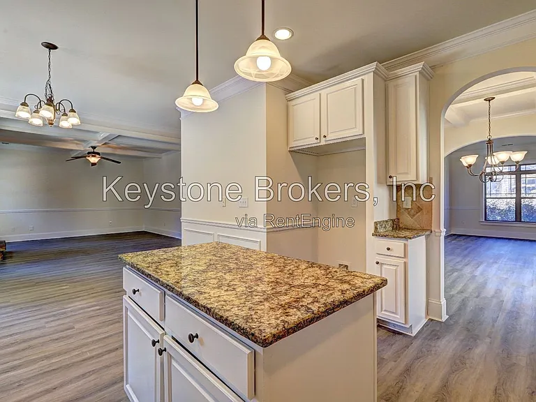 1216 Trophy Club Ave — Photo 13