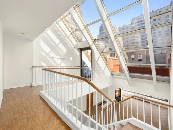 230 East 67th Street image 1 of 8