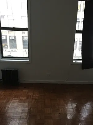 Rented by Flatiron Real Estate Advisors LLC | media 32