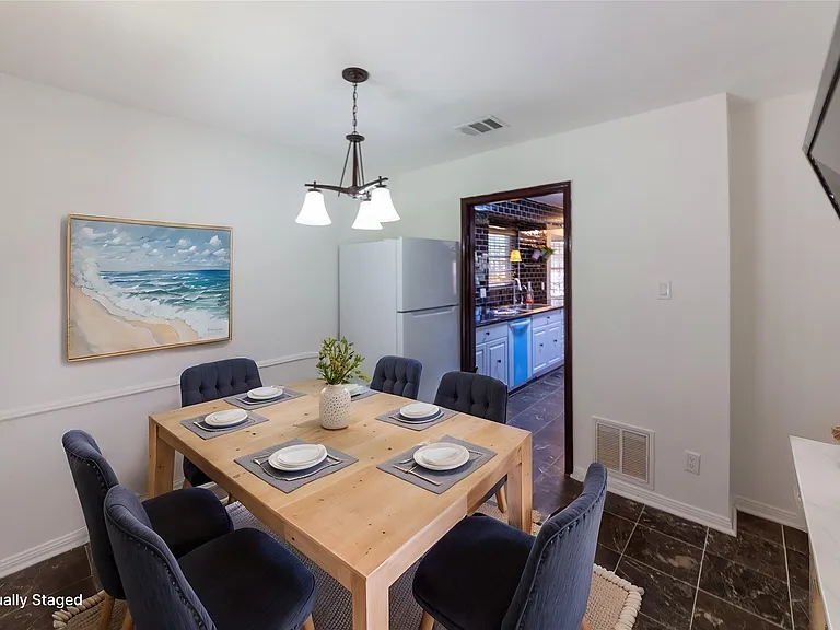 8826 Roos Rd — Photo 12