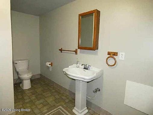 5th image of 1321 1st St