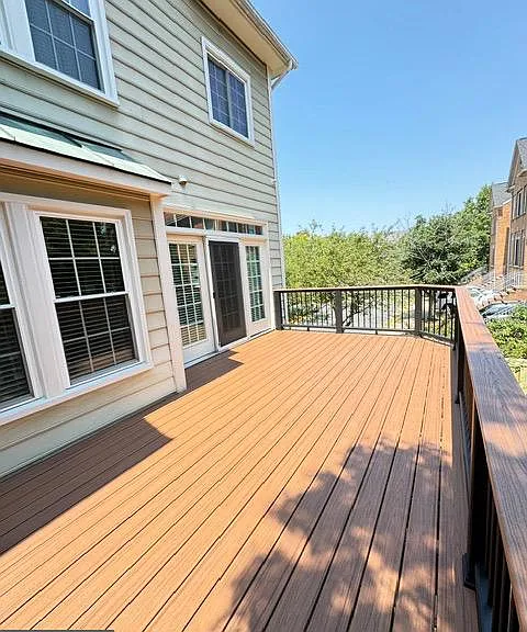 1811 Fallbrook Ln — Photo 29