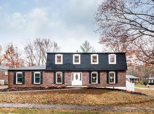 105 Deer Meadows Ct, Ballwin, MO