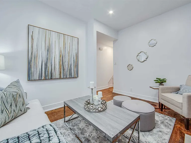 57 Bertmount Ave #LOWER — Photo 8